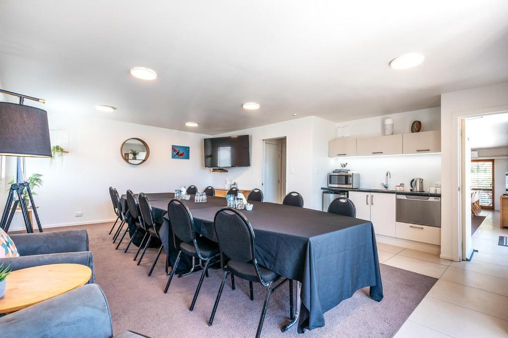 Onetangi Beach Apartments מראה חיצוני תמונה