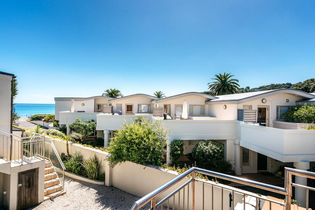 Onetangi Beach Apartments מראה חיצוני תמונה