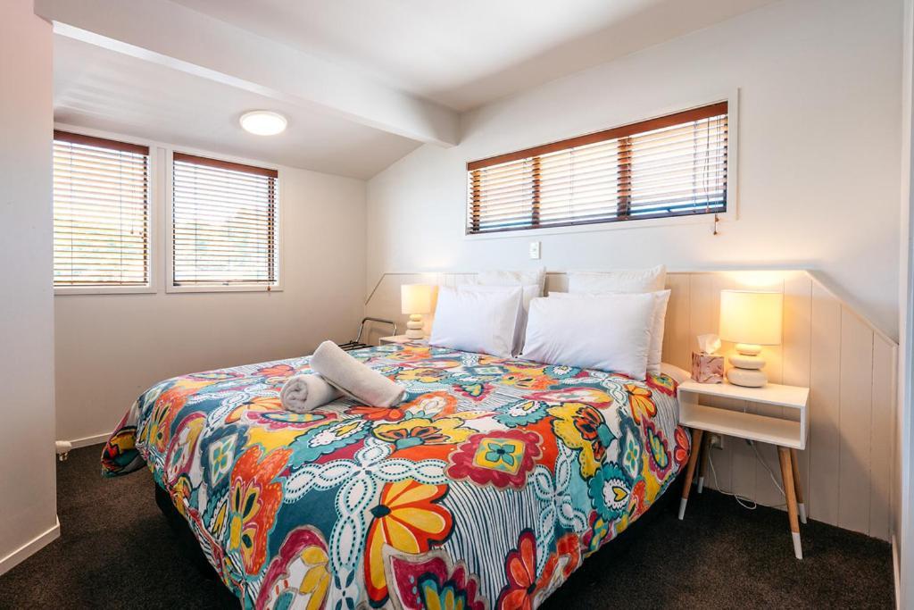Onetangi Beach Apartments מראה חיצוני תמונה
