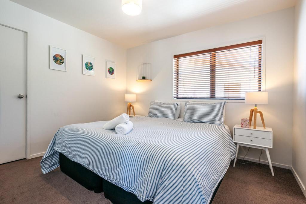 Onetangi Beach Apartments מראה חיצוני תמונה