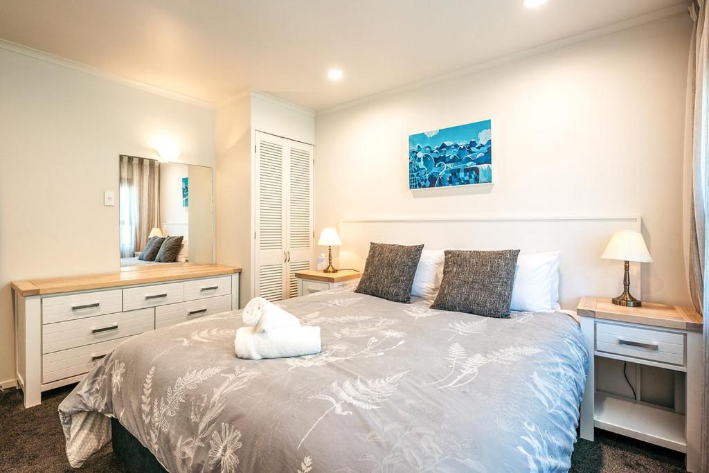 Onetangi Beach Apartments מראה חיצוני תמונה