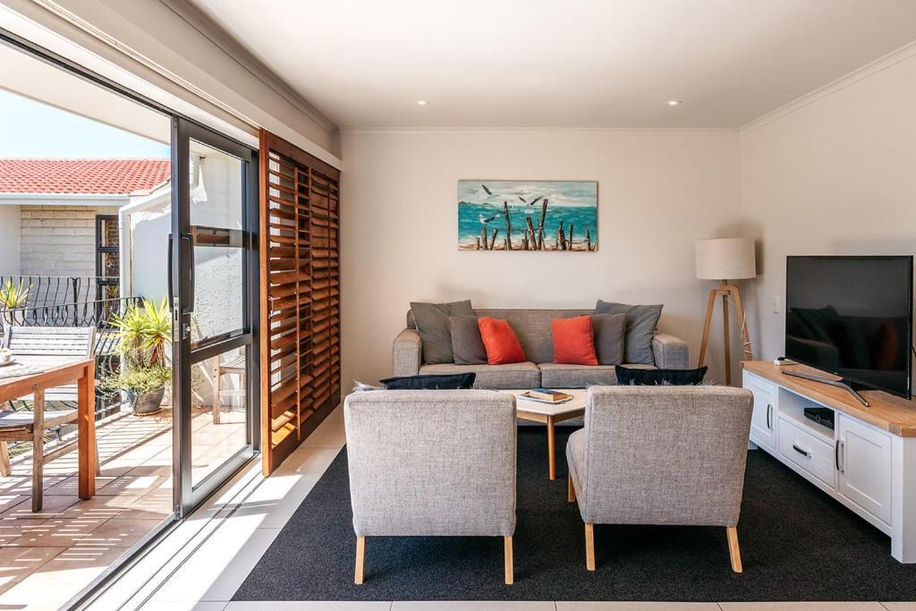 Onetangi Beach Apartments מראה חיצוני תמונה