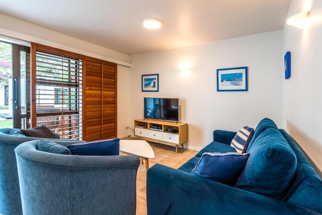 Onetangi Beach Apartments מראה חיצוני תמונה