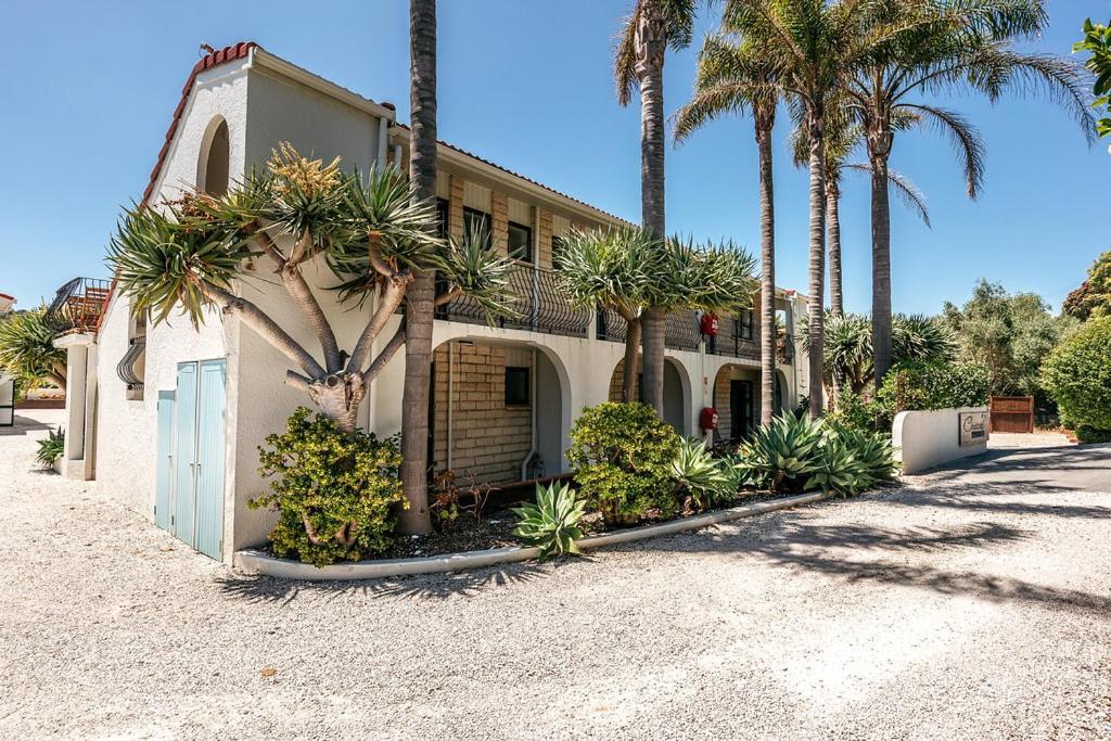 Onetangi Beach Apartments מראה חיצוני תמונה