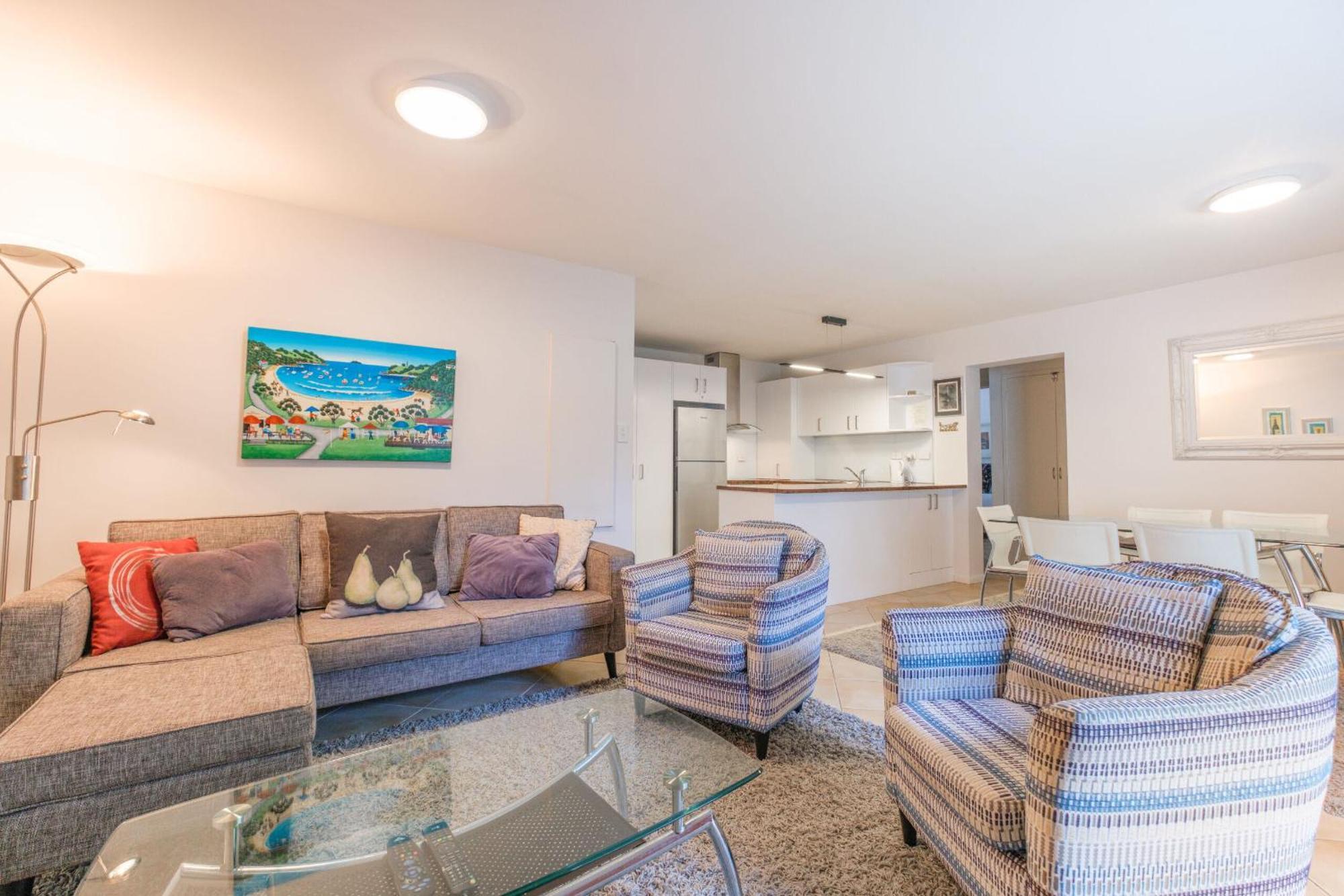 Onetangi Beach Apartments מראה חיצוני תמונה