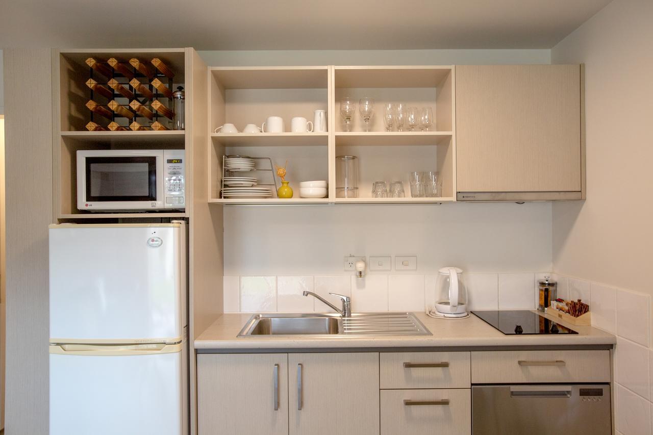 Onetangi Beach Apartments מראה חיצוני תמונה
