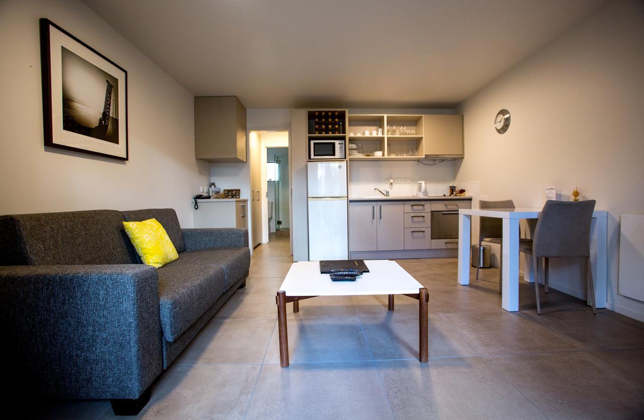 Onetangi Beach Apartments מראה חיצוני תמונה